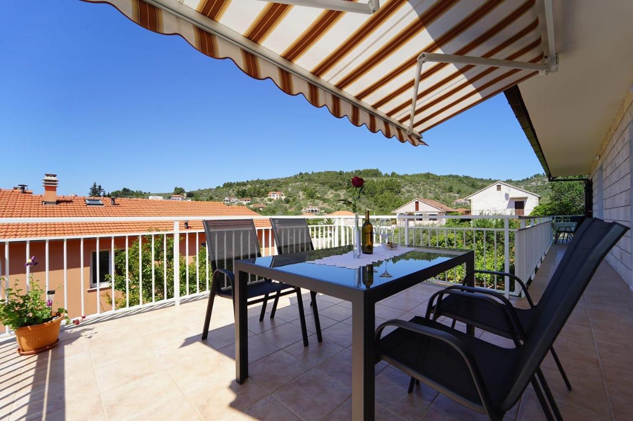 Apartman Tessa Vela Luka Exterior foto
