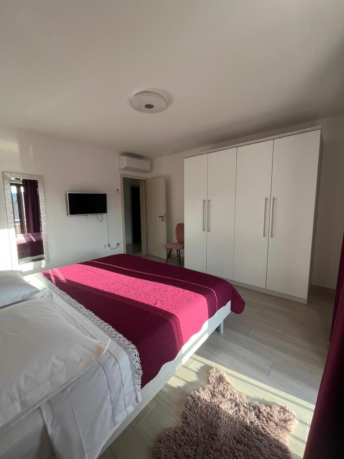 Apartman Tessa Vela Luka Exterior foto